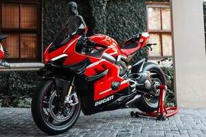 Lien vers Ducati Panigale V4